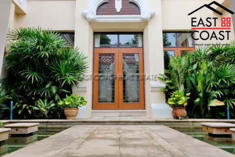 Casa de 3 dormitorios en Pattaya, Tailandia № 213818 - foto 2