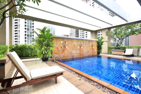 Condo in Bangkok, Thailand, 3 bedrooms  № 185991 - photo 4