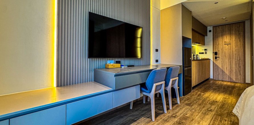 Studio in the Condo in Phuket, Thailand in Layan Green Park  № 153900