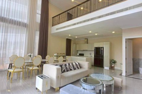 Кондоминиум с 4 спальнями в Ваттхане, Бангкок, Таиланд № 171981 - фото 13