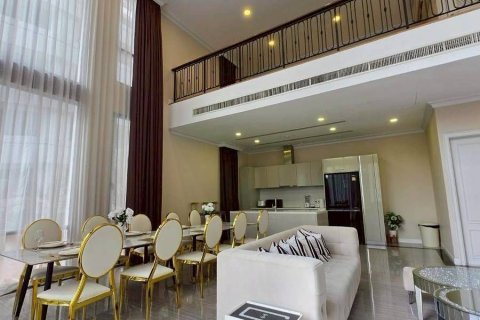 Кондоминиум с 4 спальнями в Ваттхане, Бангкок, Таиланд № 171981 - фото 11