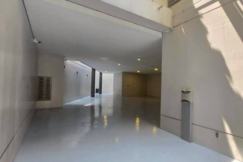 Кондоминиум с 4 спальнями в Ваттхане, Бангкок, Таиланд № 171981 - фото 9