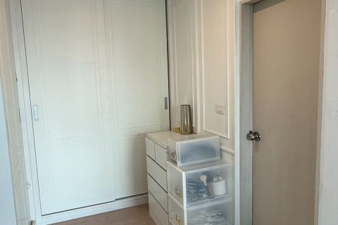 Studio in the Condo in Watthana, Bangkok, Thailand  № 164439 - photo 15