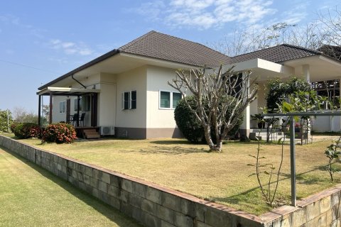 House in Loei, Thailand 3 bedrooms № 162979