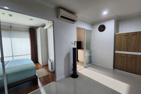 Студия в кондо в Хуай Кванге, Бангкок, Таиланд № 138434 - фото 3