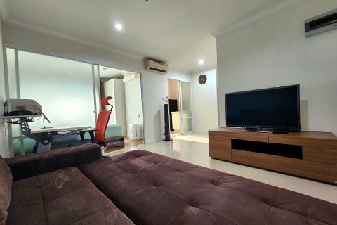 Студия в кондо в Хуай Кванге, Бангкок, Таиланд № 138434 - фото 2