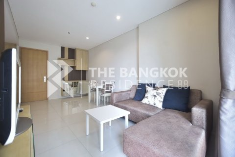 Condo in Bangkok, Thailand, 1 bedroom  № 184877 - photo 2
