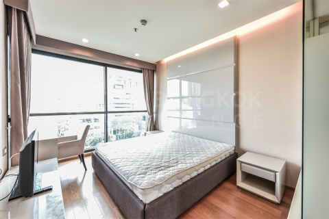 Condo in Bangkok, Thailand, 2 bedrooms  № 184876