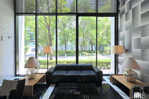 Condo in Bangkok, Thailand, 2 bedrooms № 184876 - photo 10