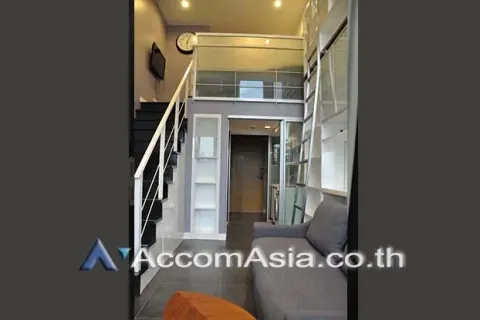 Duplex in Khlong Toei, Bangkok, Thailand 1 Schlafzimmer № 217870 - Foto 6
