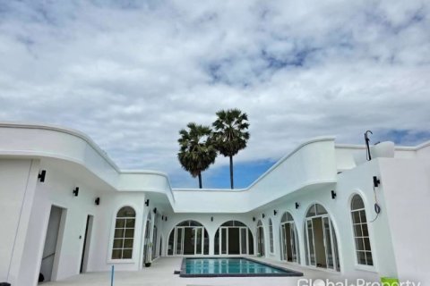 Дом в Паттайе, Таиланд с 5 спальнями  № 163982