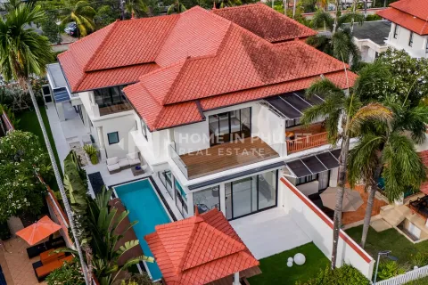 House in Phuket, Thailand 3 bedrooms № 209608