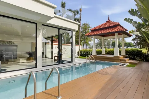 House in Phuket, Thailand 3 bedrooms № 209608 - photo 5