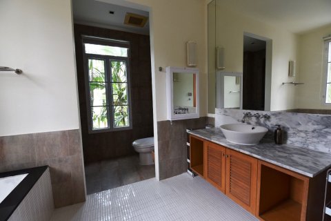 Condo in Cha-am, Thailand, 2 bedrooms  № 159311 - photo 14
