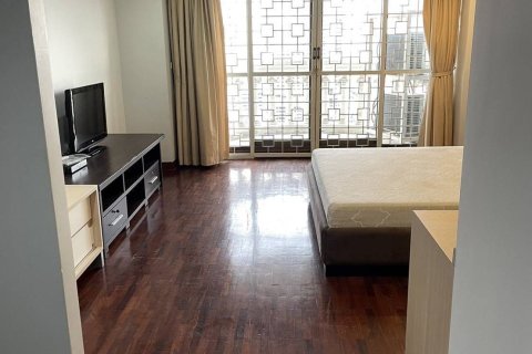 Studio dans le Condo à Bang Rak, Bangkok, Thaïlande  № 159310 - photo 4