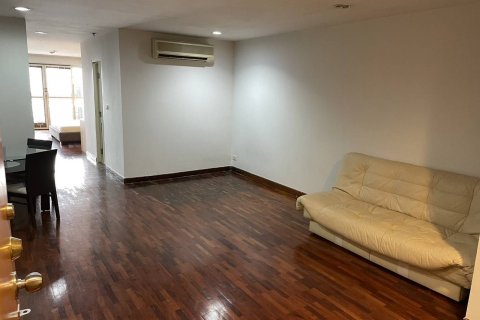 Studio dans le Condo à Bang Rak, Bangkok, Thaïlande  № 159310 - photo 3