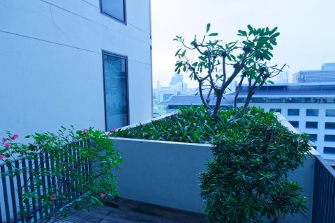 Studio dans le Condo à Pathum Wan, Bangkok, Thaïlande  № 159312 - photo 16