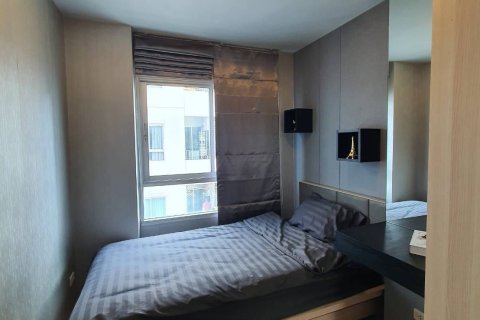 Condo in Phra Khanong, Bangkok, Thailand, 2 bedrooms  № 156966 - photo 18