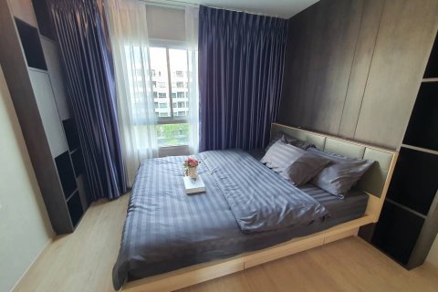 Condo in Phra Khanong, Bangkok, Thailand, 2 bedrooms  № 156966 - photo 14