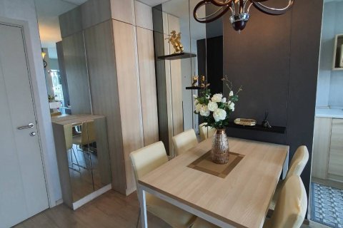 Condo in Phra Khanong, Bangkok, Thailand, 2 bedrooms  № 156966 - photo 11