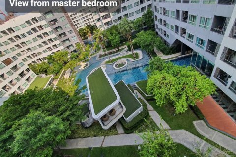 Condo in Phra Khanong, Bangkok, Thailand, 2 bedrooms  № 156966 - photo 9