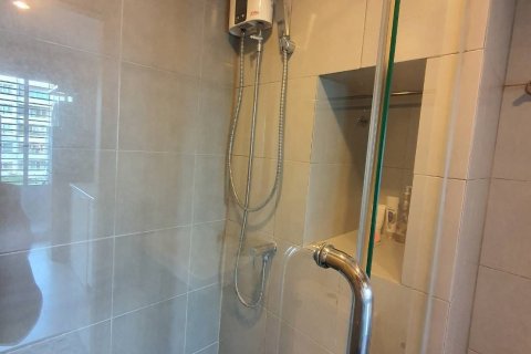 Condo in Phra Khanong, Bangkok, Thailand, 2 bedrooms  № 156966 - photo 23