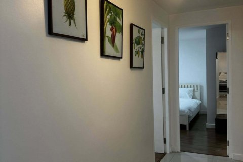 Кондоминиум с 2 спальнями в Ваттхане, Бангкок, Таиланд № 156965 - фото 5