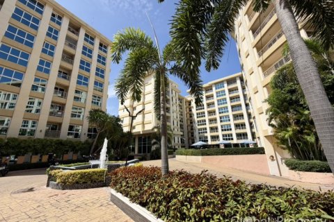Condominio de 1 dormitorio en Pattaya, Tailandia № 209477 - foto 3