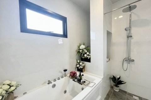 Maison à Bang Lamung, Thaïlande 4 chambres № 54666 - photo 19