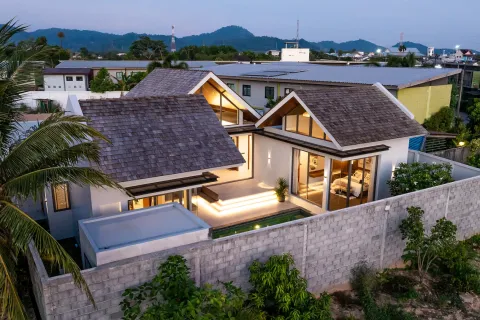 Villa in Phuket, Thailand 3 bedrooms № 179090 - photo 9