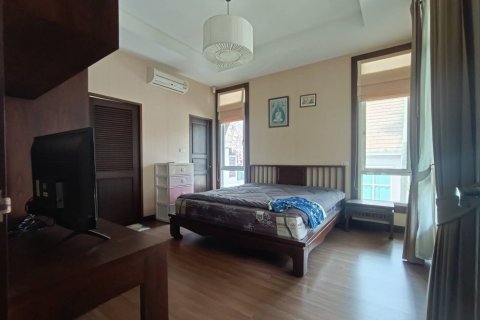 House in Pattaya, Thailand 3 bedrooms № 152037 - photo 10