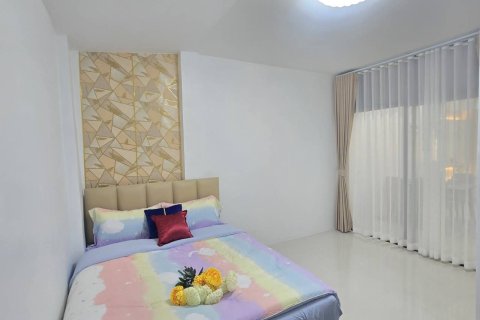 Maison à Pattaya, Thaïlande 3 chambres № 171142 - photo 14