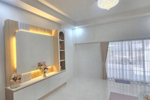 Maison à Pattaya, Thaïlande 3 chambres № 171142 - photo 6