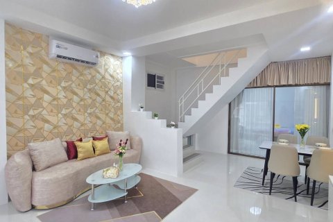 Maison à Pattaya, Thaïlande 3 chambres № 171142 - photo 4