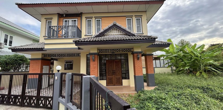 Maison à Khlong Sam Wa, Bangkok, Thaïlande 3 chambres № 171137