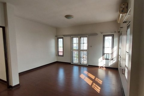 Maison à Khlong Sam Wa, Bangkok, Thaïlande 3 chambres № 171137 - photo 8