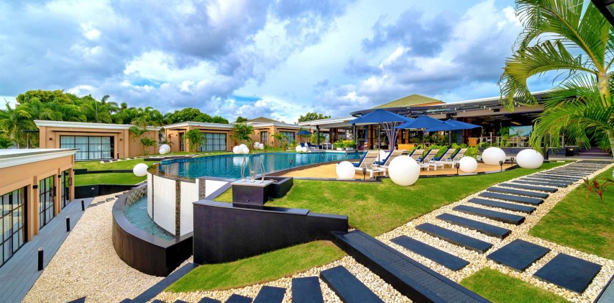 Maison à Pattaya, Thaïlande 10 chambres № 180650