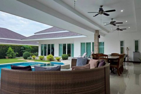 Вилла в Ча-аме, Таиланд с 6 спальнями  № 172715 - фото 5