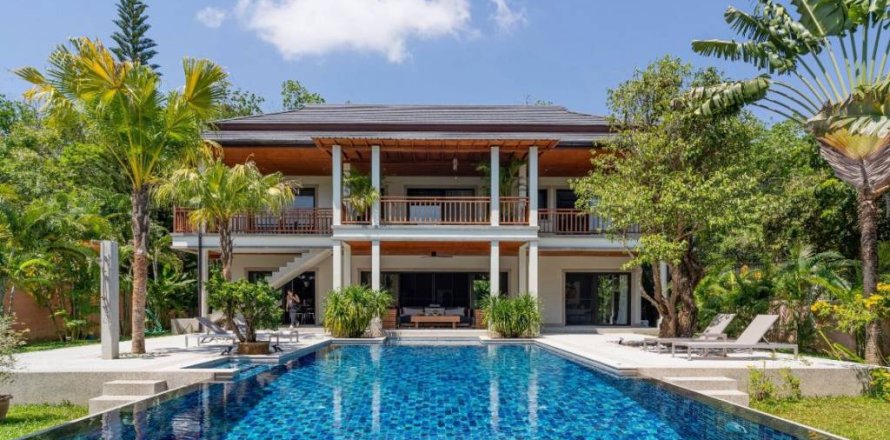Villa in Phuket, Thailand 5 bedrooms № 172714