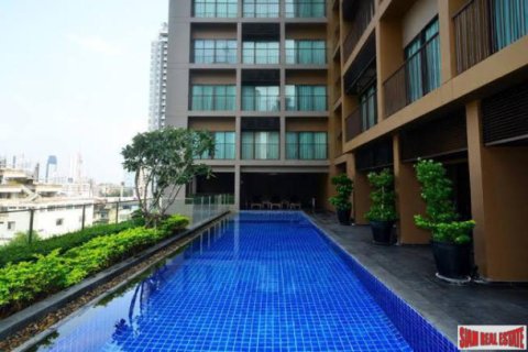 Apartment in Bangkok, Thailand 2 bedrooms № 193637 - photo 5