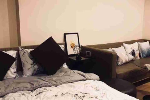 Condo à Thonburi, Bangkok, Thaïlande, 1 chambre № 208696 - photo 8