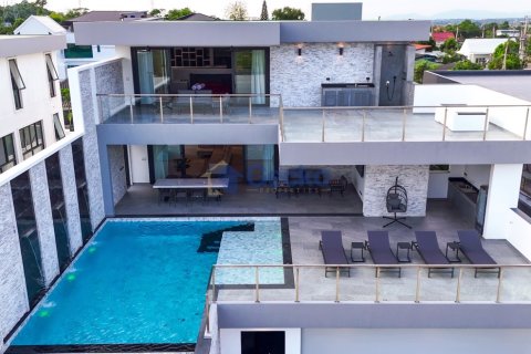 Maison à Pattaya, Thaïlande 5 chambres № 196290
