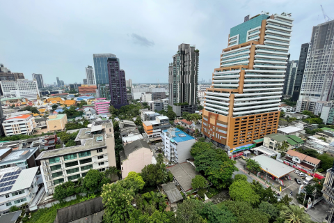 Condo in Watthana, Bangkok, Thailand, 2 bedrooms  № 137345 - photo 10