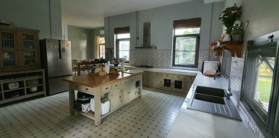 Дом в Чиангмае, Таиланд с 3 спальнями  № 162501