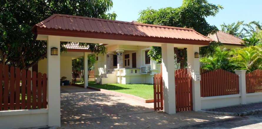 Villa à Chiang Mai, Thaïlande 3 chambres № 162497