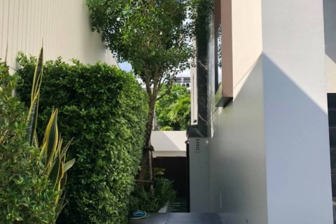 Condo à Sathon, Bangkok, Thaïlande, 5 chambres № 233282 - photo 15