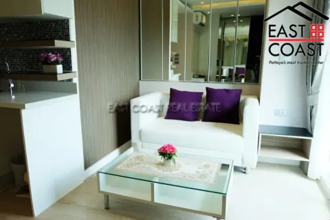 Estudio en el condominio en Jomtien Beach, Pattaya, Tailandia № 213245 - foto 10