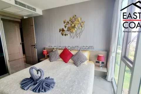 Condominio de 2 dormitorios en Jomtien Beach, Pattaya, Tailandia № 213244 - foto 14