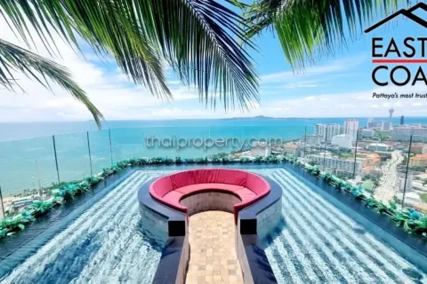 Condominio de 2 dormitorios en Jomtien Beach, Pattaya, Tailandia № 213244 - foto 2