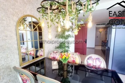 Condominio de 2 dormitorios en Jomtien Beach, Pattaya, Tailandia № 213244 - foto 7